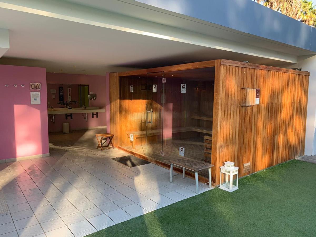 Imagen de la galería de R2 Romantic Fantasia Suites - Adults Only, en Tarajalejo