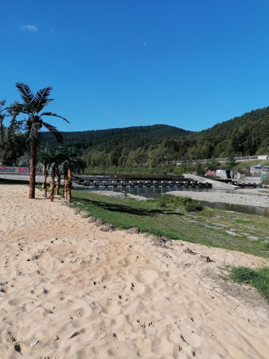 Pokoje nad Rabą - Housity