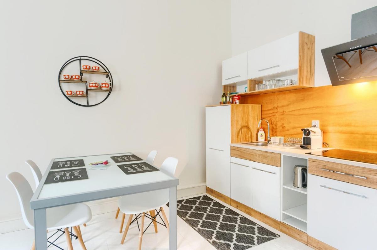 Apartament Miły - Housity