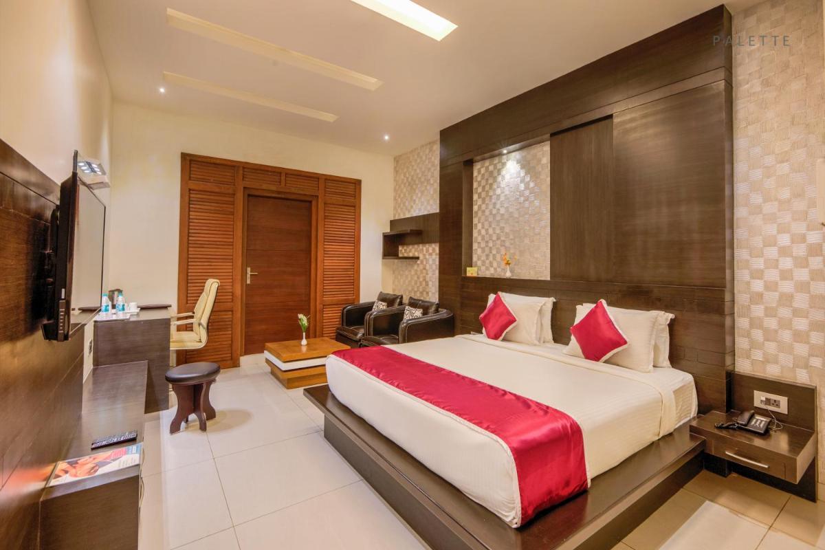 Hotel Pioneer Grand Palace - Housity