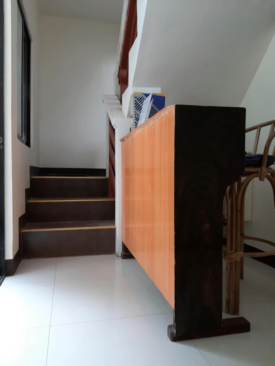 Limestone View Inn - Hizvo
