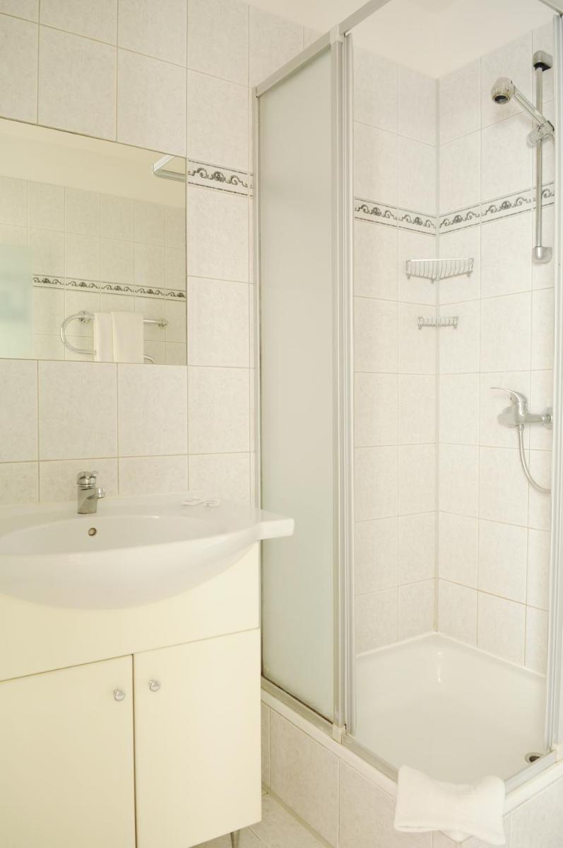 Amicus Hotel - Housity