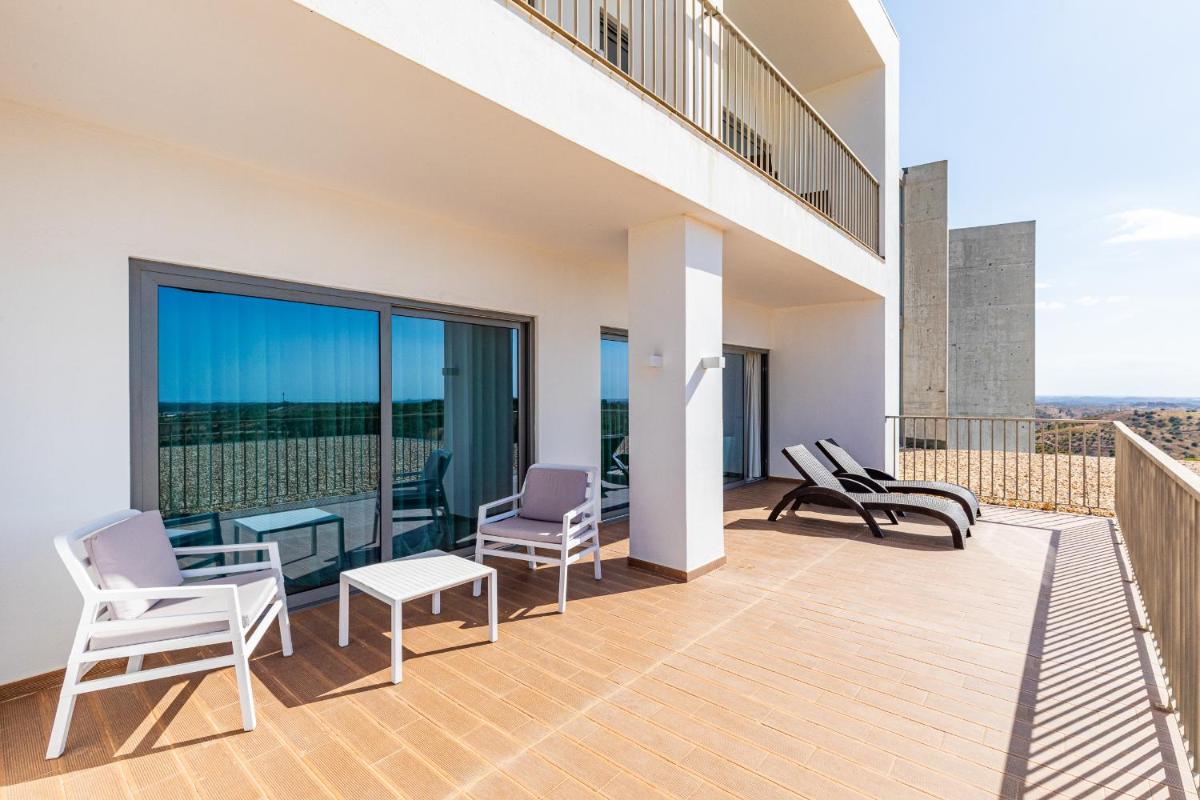 Uma varanda ou terraço em Algarve Race Resort - Hotel