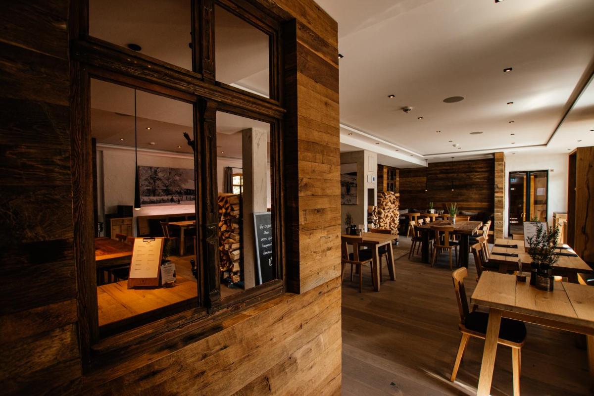 Hotel Tannenhaus - Housity