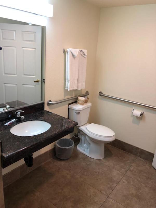 Trails Motel - Housity