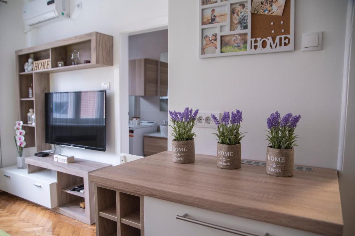 Sweet Home - Housity