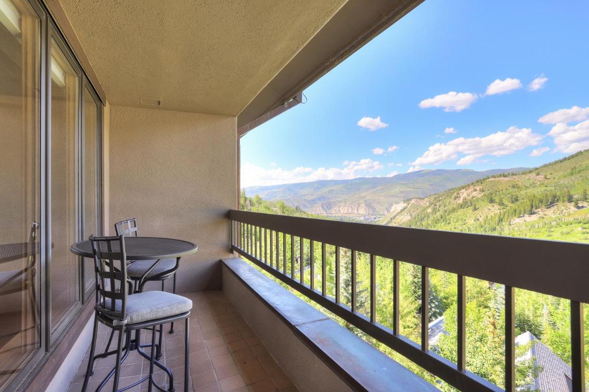 Amazing 2 Br Unit In Beaver Creek- Out Of A Western Movie Condo - Housity
