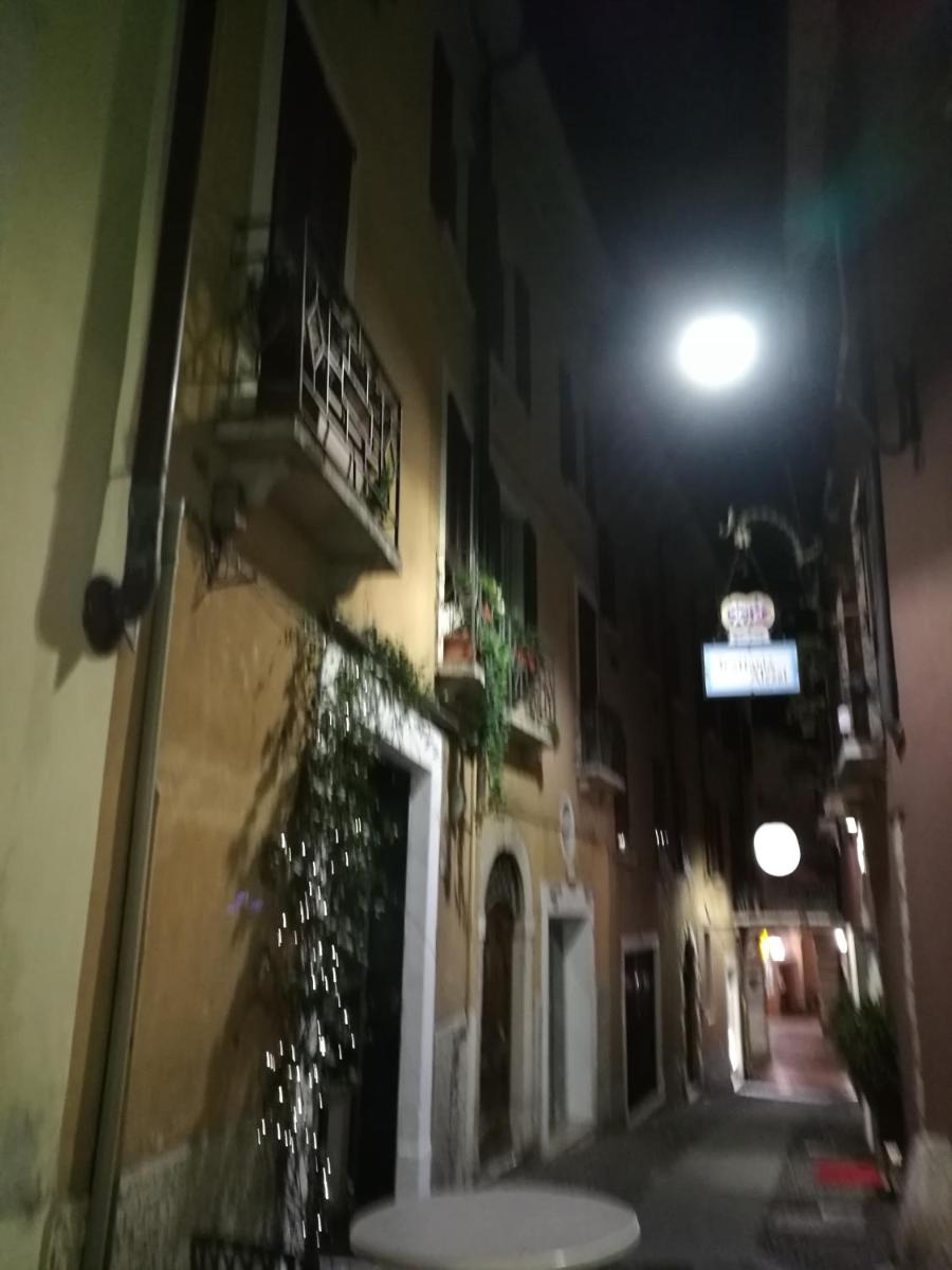 Dreamy apartment Tre Corone Old Town - Housity