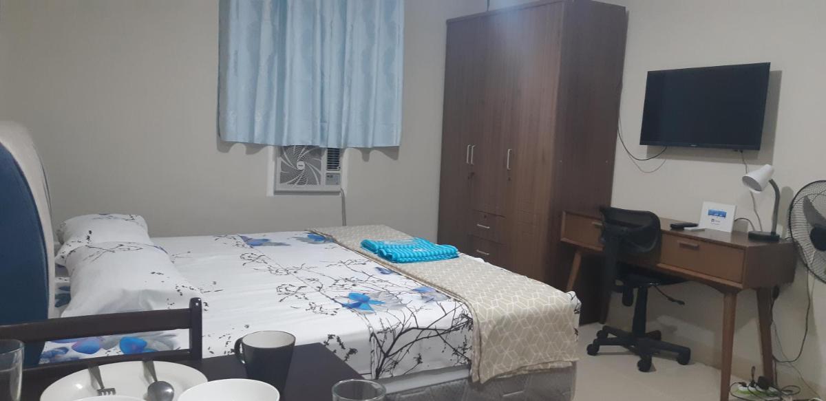 Your Holiday Home( Studio, King Size Bed) - Housity