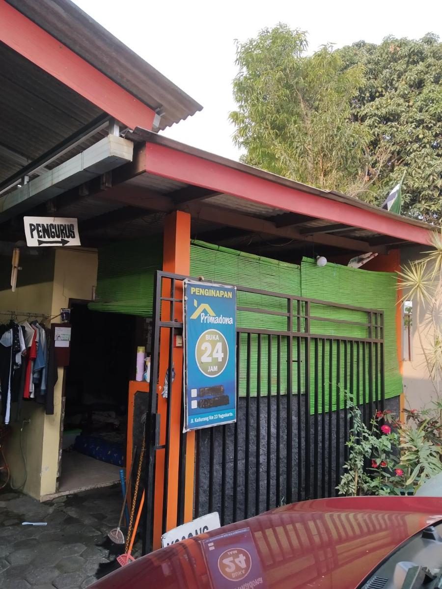 Primadona Homestay - Housity