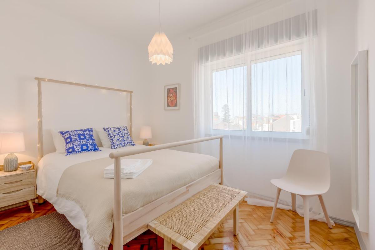 Renovated Sunny Apartment with Amazing Sunset Balcony , By TimeCooler - Housity