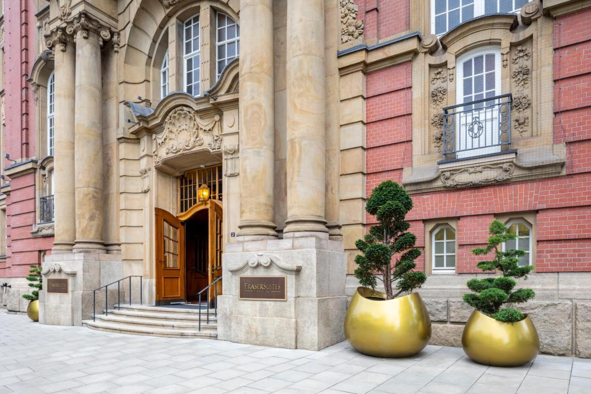 Eine Fassade oder ein Eingang zu Fraser Suites Hamburg Eine Fassade oder ein Eingang zu Fraser Suites Hamburg