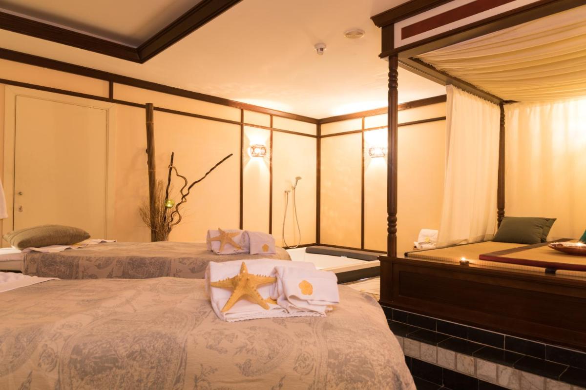 Cama o camas de una habitación en GPRO Valparaiso Palace & Spa