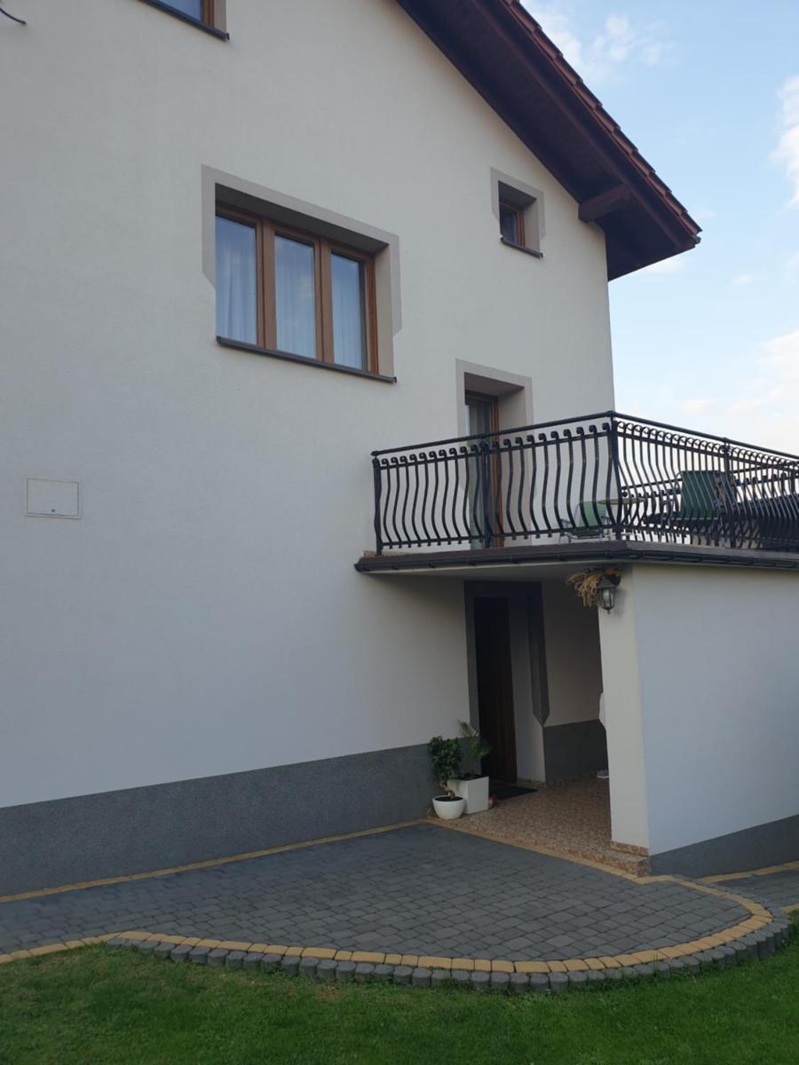 ,,Dom na Wzgórzach,, - Housity