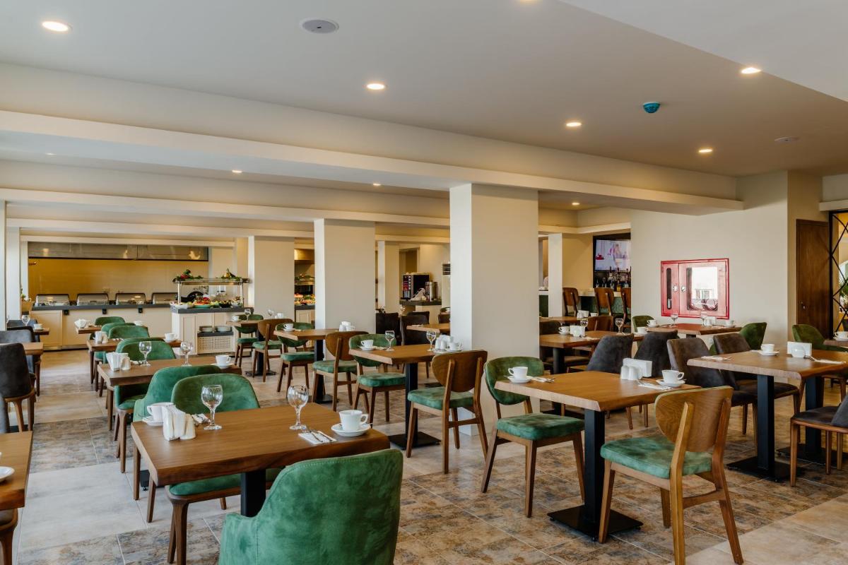 Suitetrails - Olivia Palm Hotel