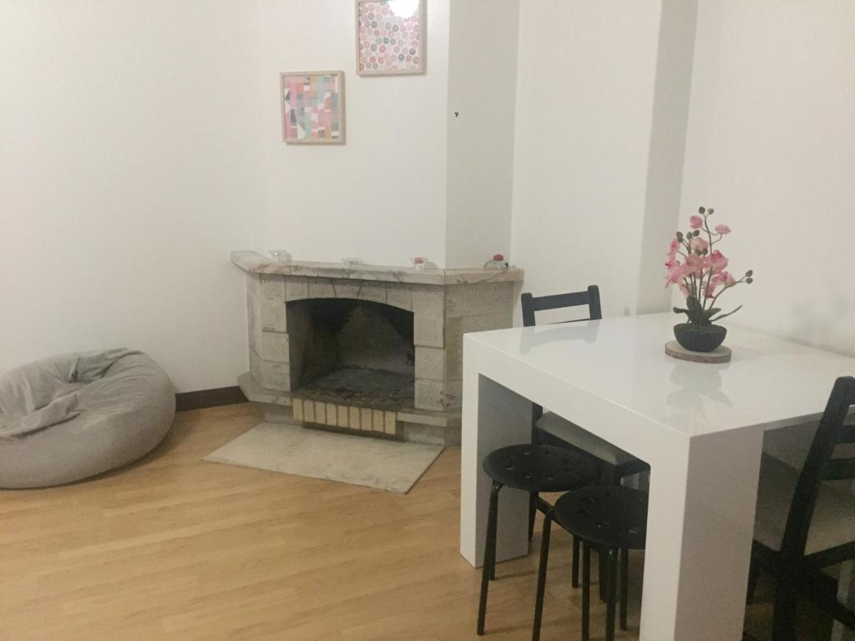 Victoria's Apartment - Housity