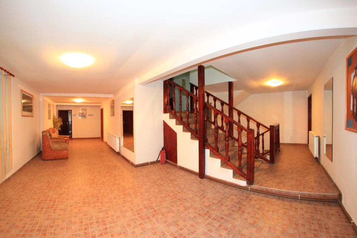 Vila Transilvania - Housity
