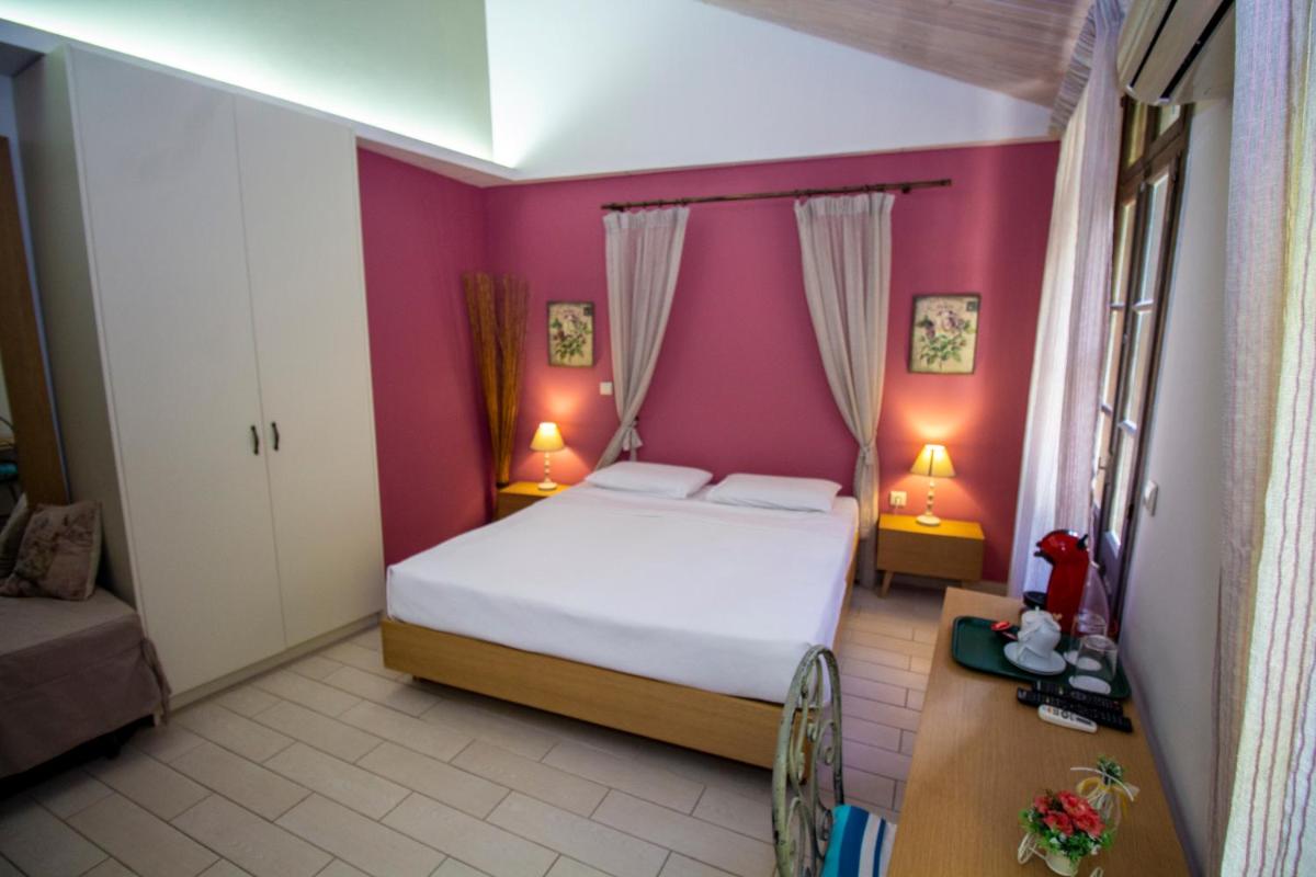 Elia Portou Rooms - Housity
