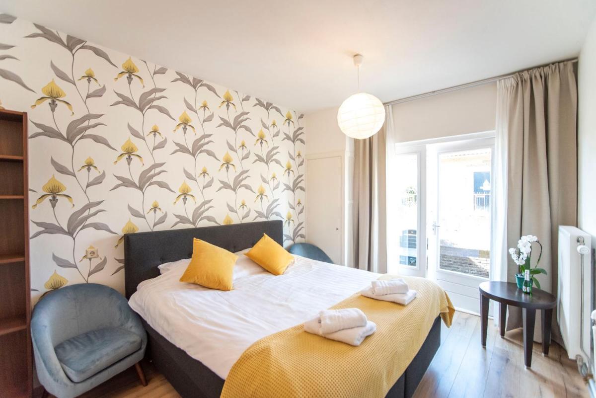 Beach Japie Zandvoort - Housity