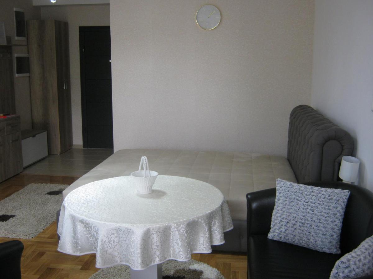 Ildiko Studio Apartment is a calm place to relax - Housity