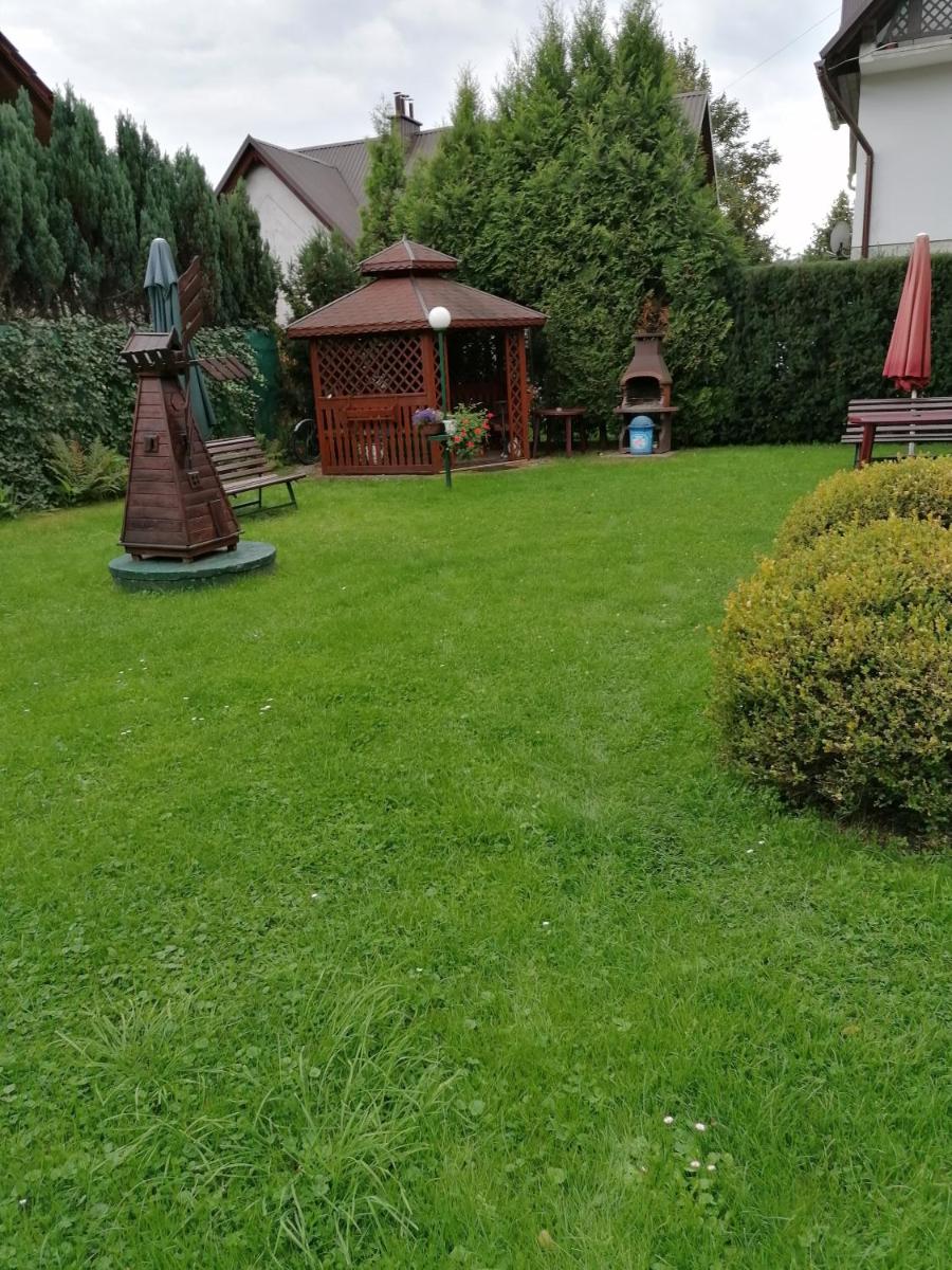 Pokoje nad Rabą - Housity