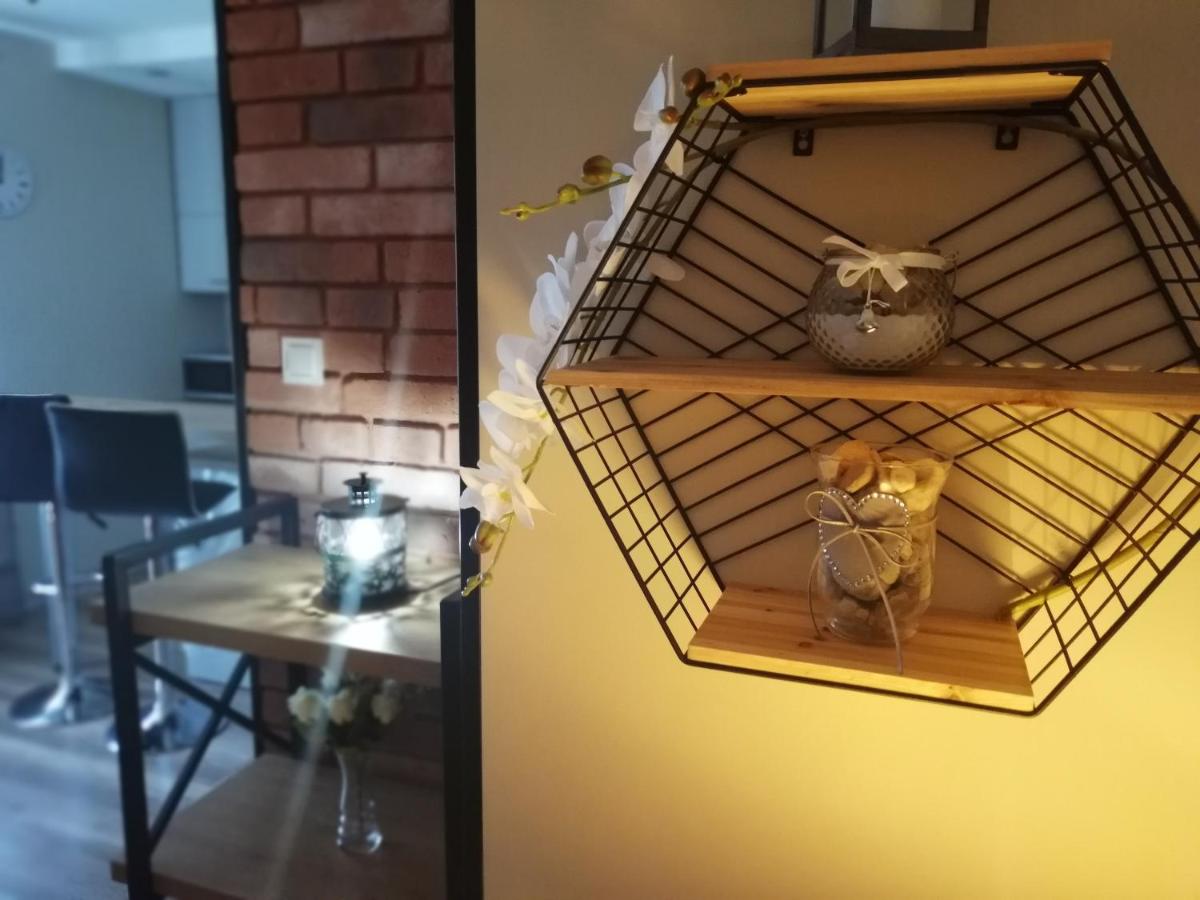 Papaver Apartament - Housity