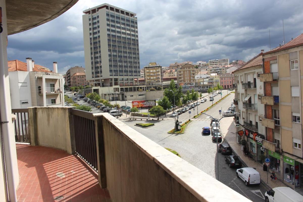 Viriato Central House - Housity