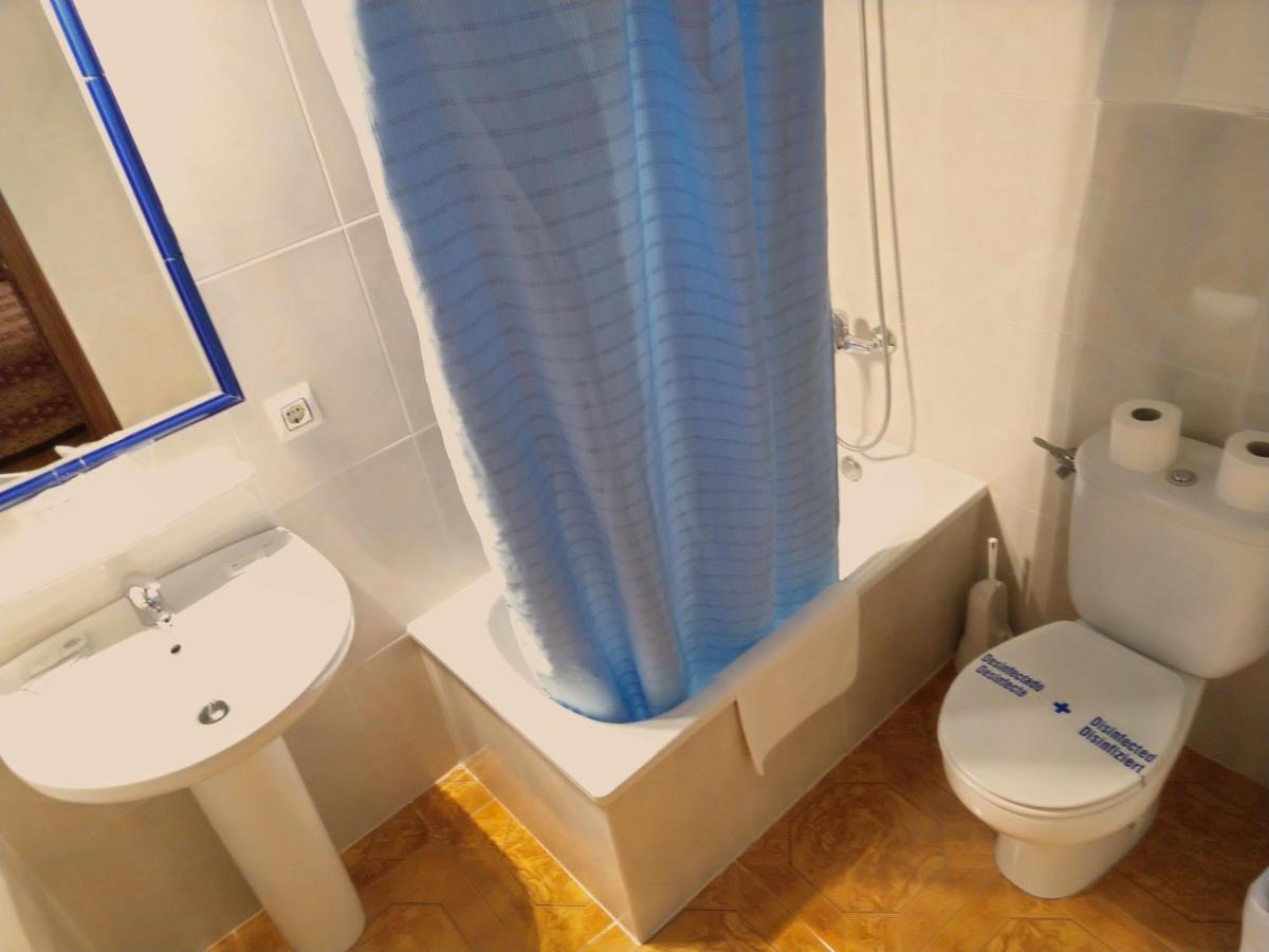 Hostal Bellido - Housity