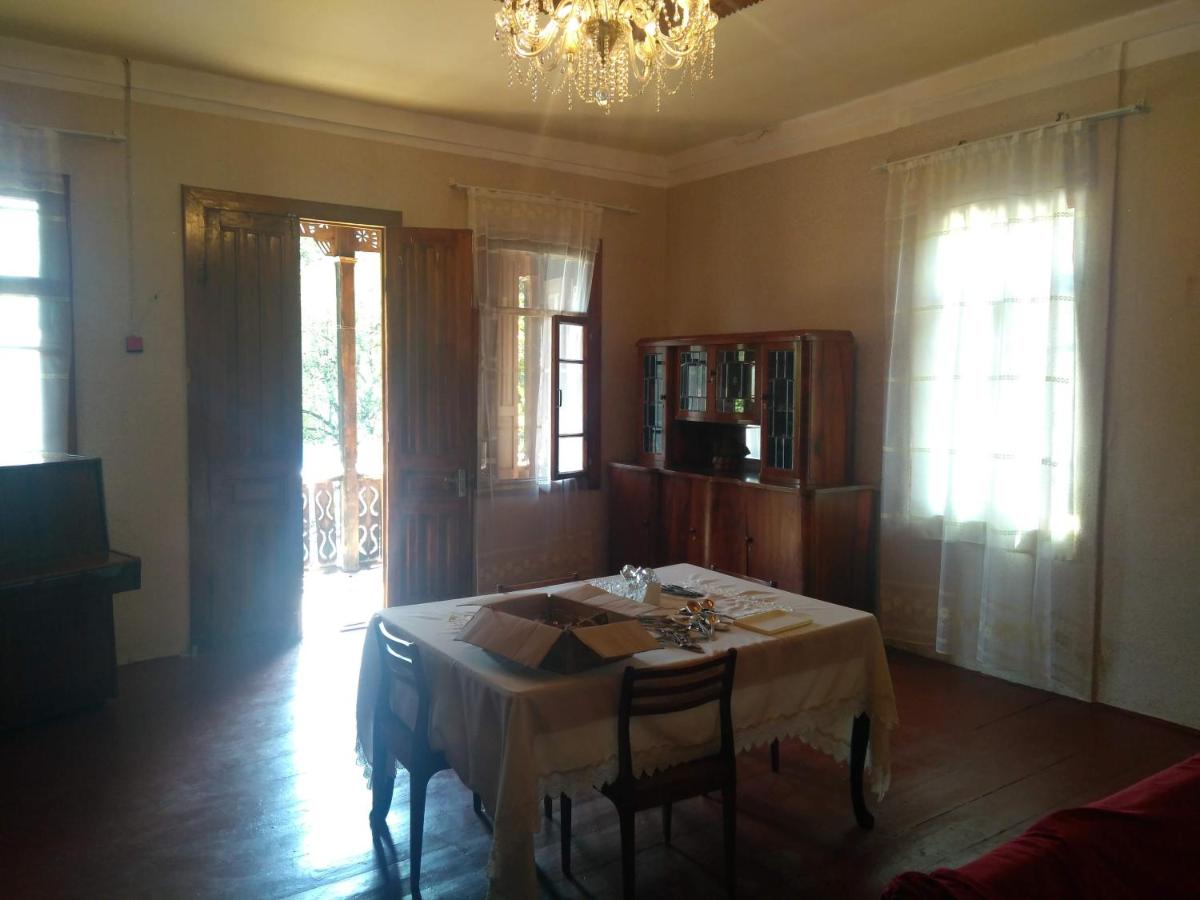 9 Plus - Orbeli - Housity