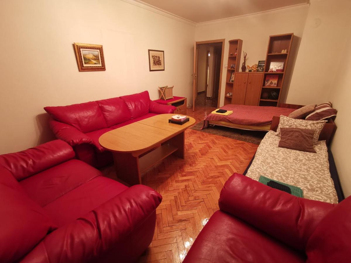 Spacious quiet apartment next to Arena Armeec and Metro station GM Dimitrov - Housity