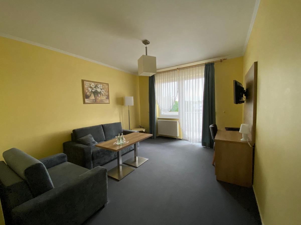 Hotel Herbstein - Housity