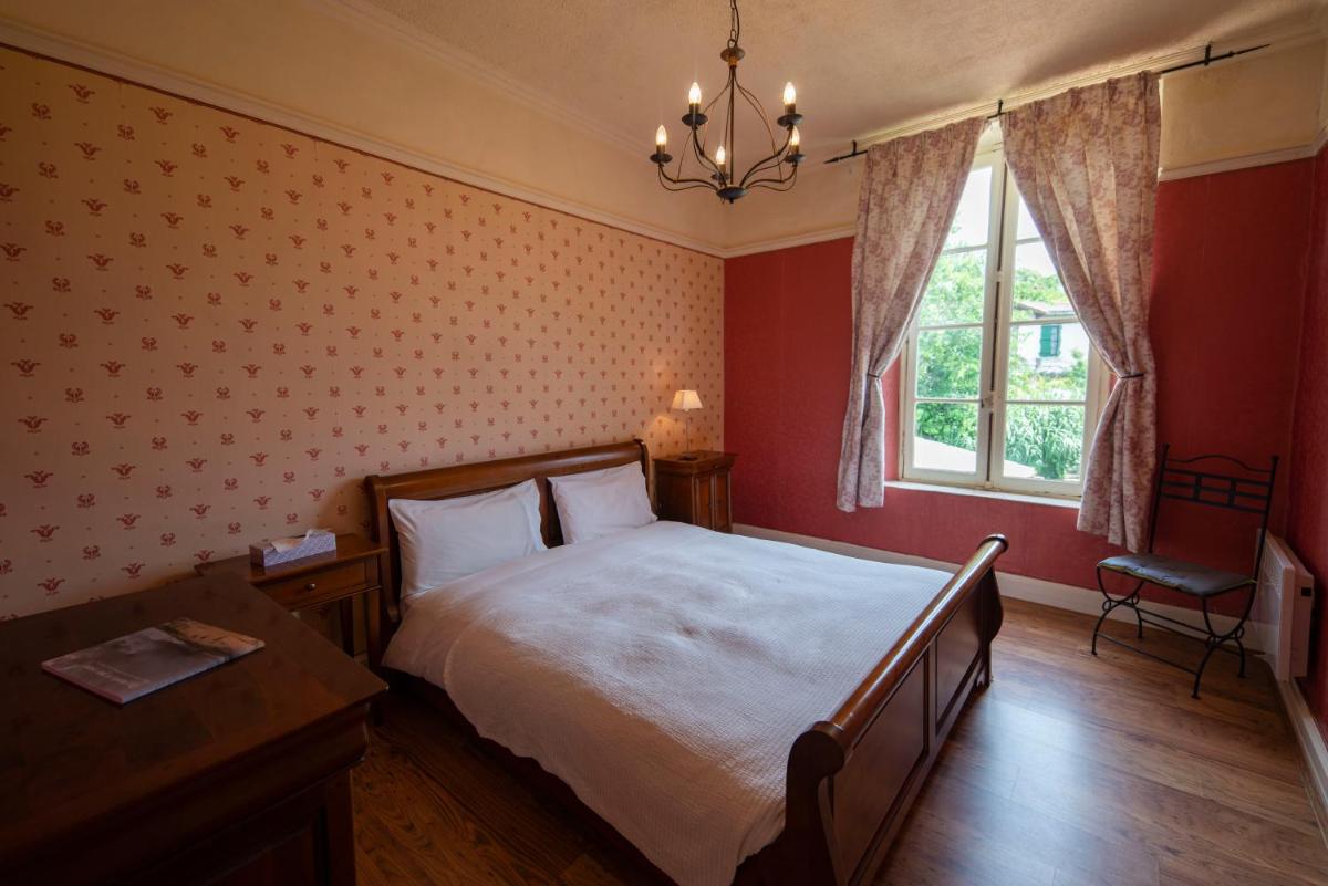 Appartement de 2 Chambres au 1er Etage - Housity
