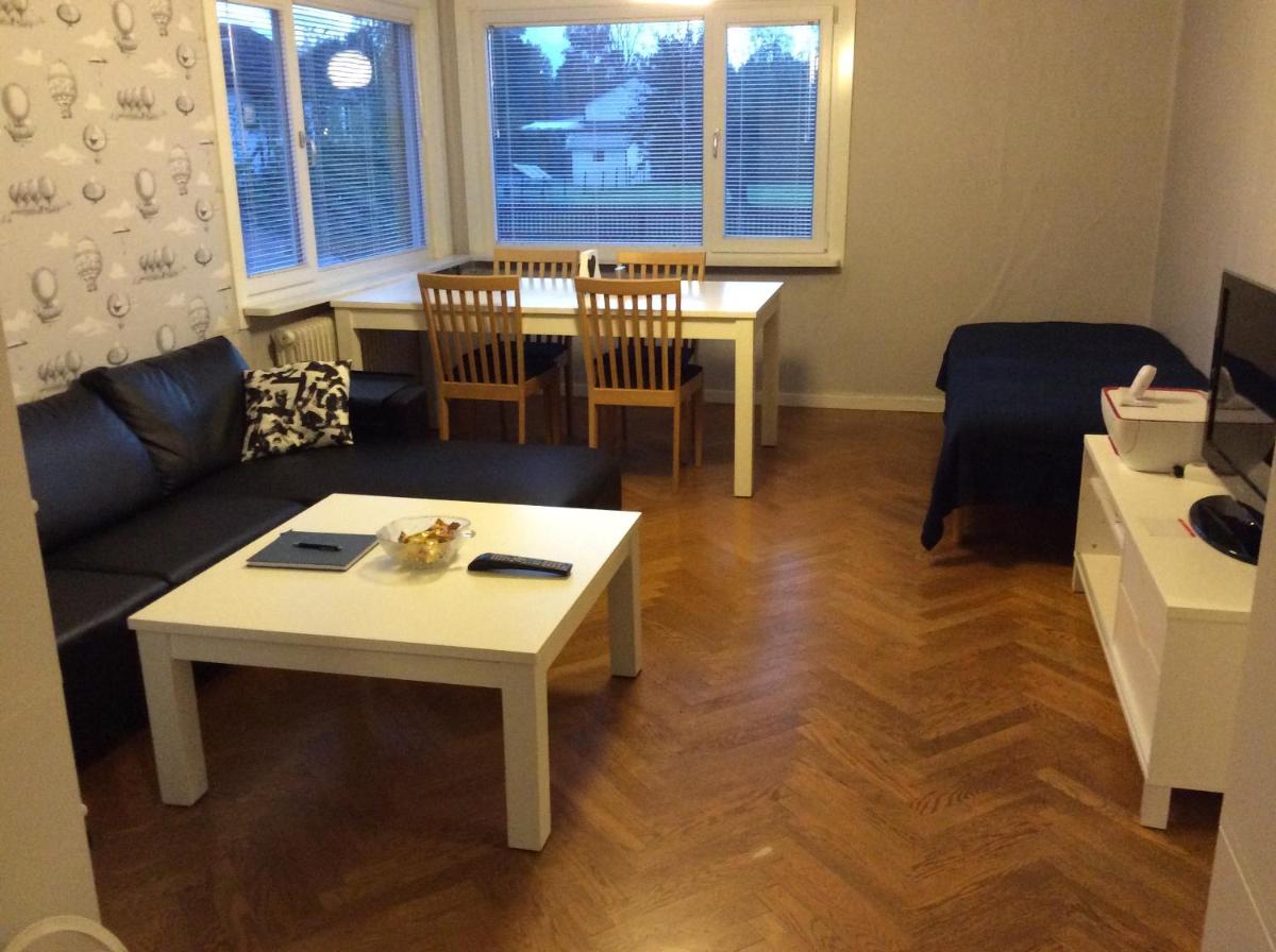 Entire Villa HomelyComfort, Laxå - Housity