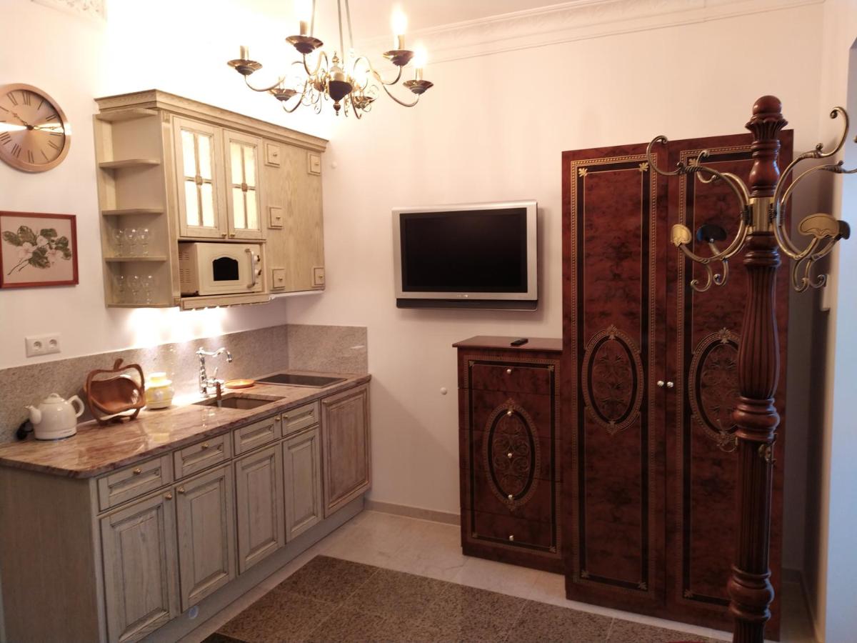 Apartments near Old Town - Housity
