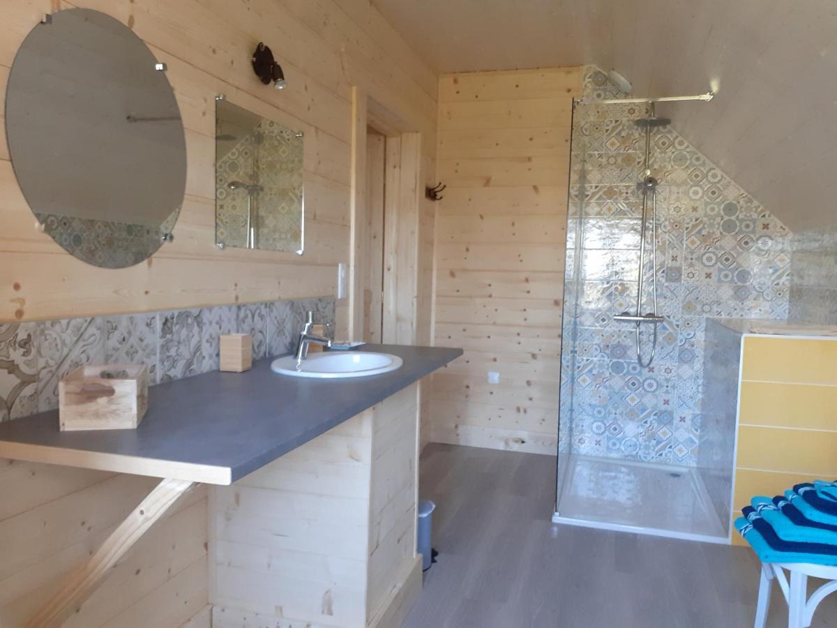 LES TROIS CHARMES - Housity