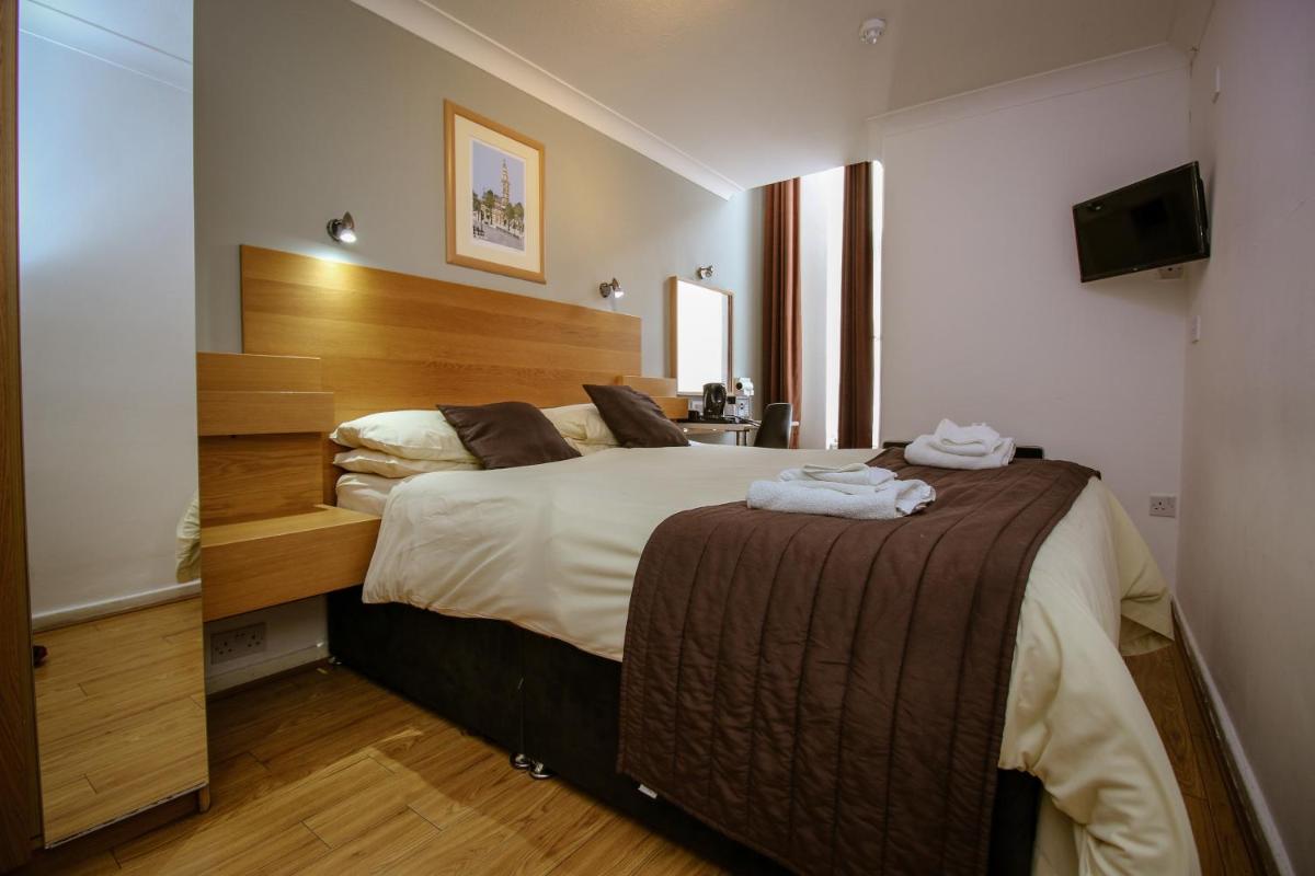 Charing Cross Hotel - Housity