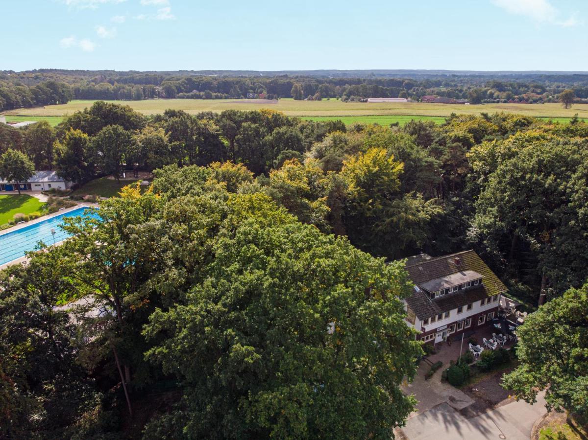 Hotel Hopener Wald - Housity