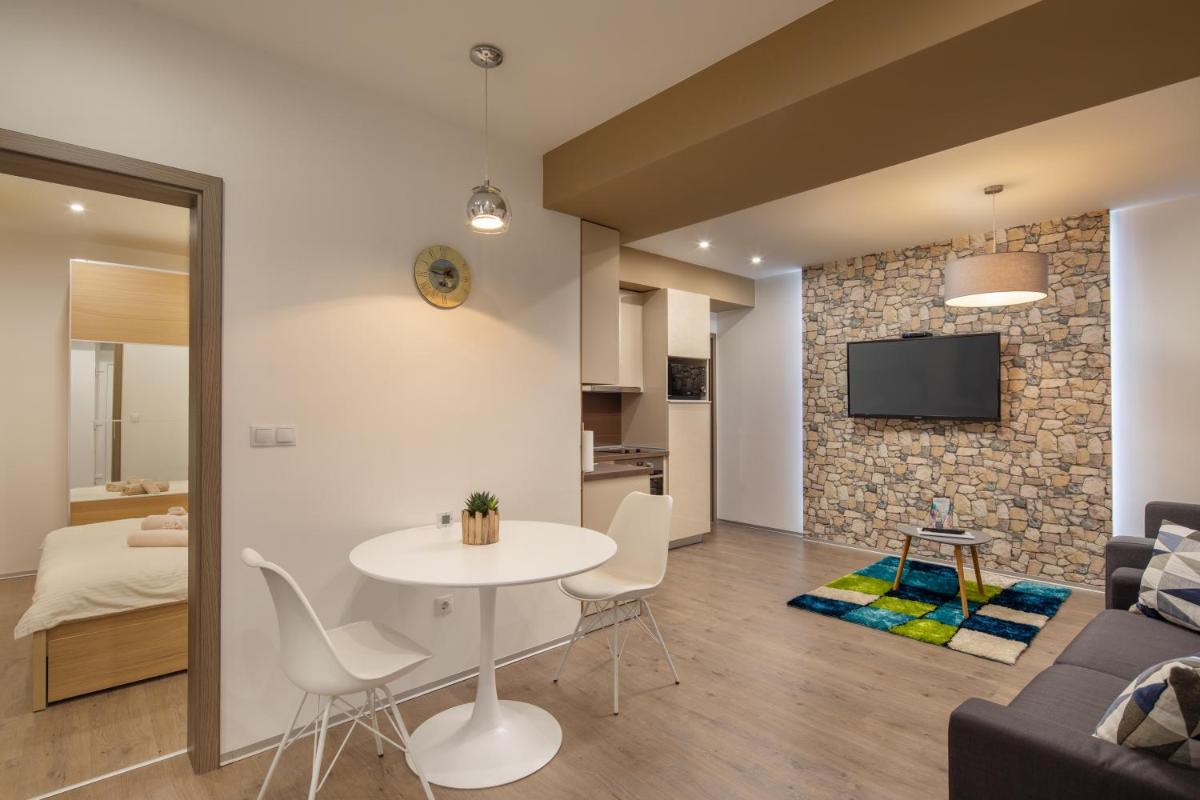 Kastely Apartments - Buda Castle - Housity