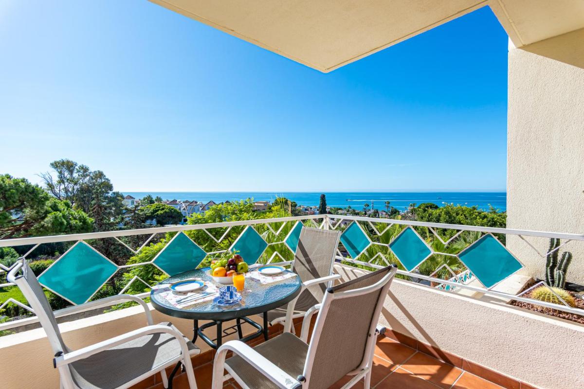 Sun & Sand Beach Apartment - Housity