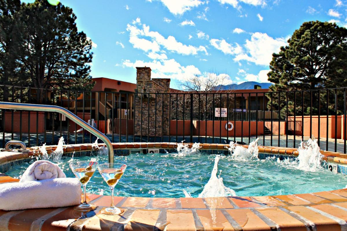 Alta Hotel - Housity