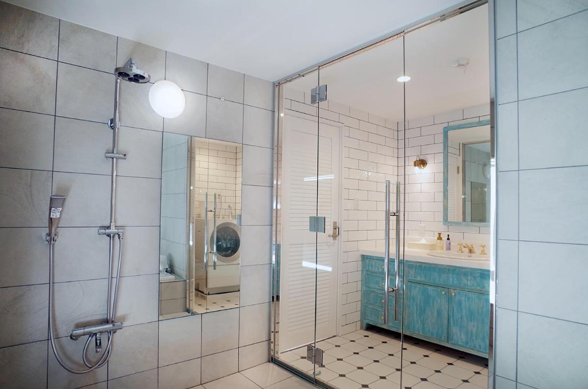 La Krasse Angelroad - Housity