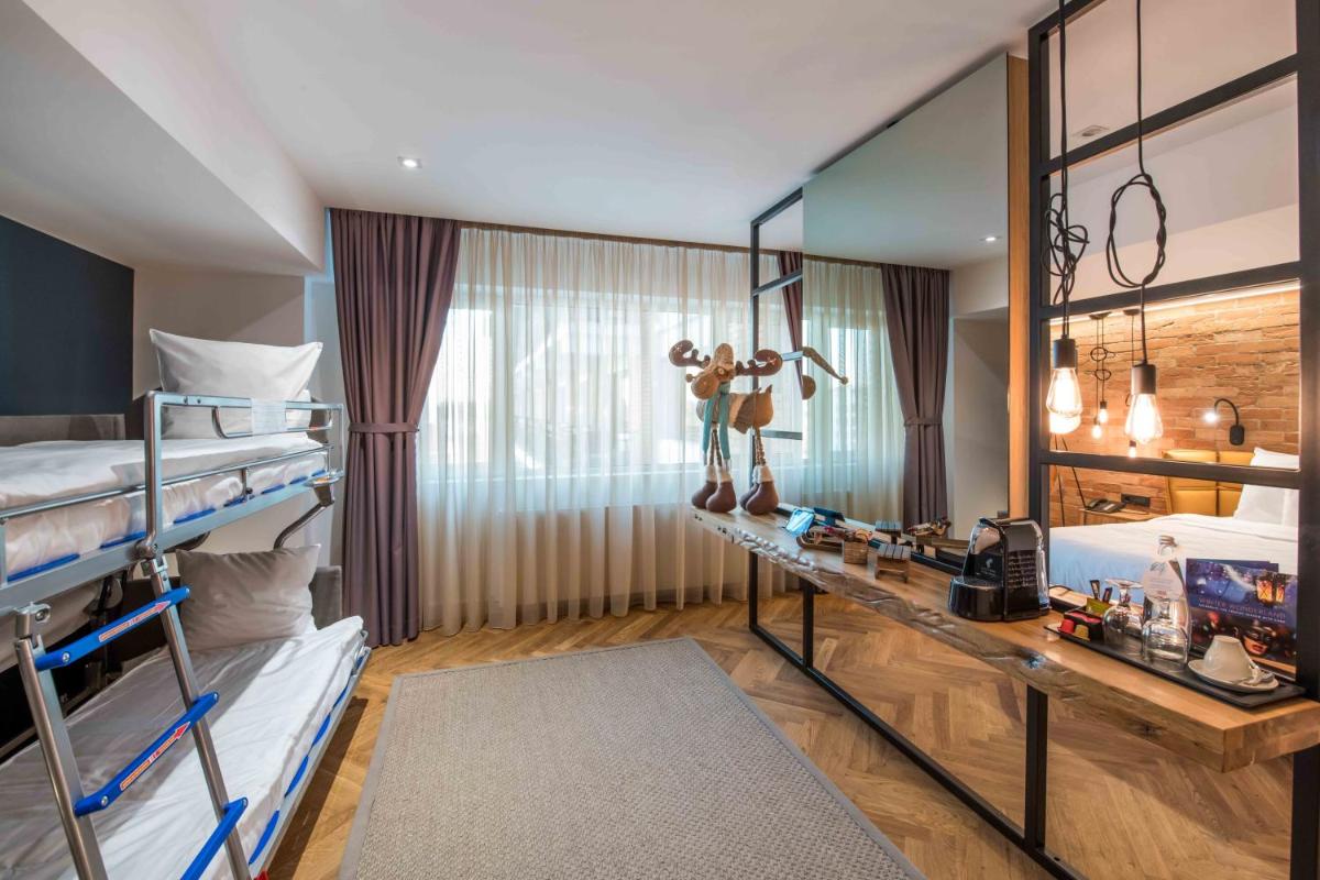 Caro Hotel - Housity