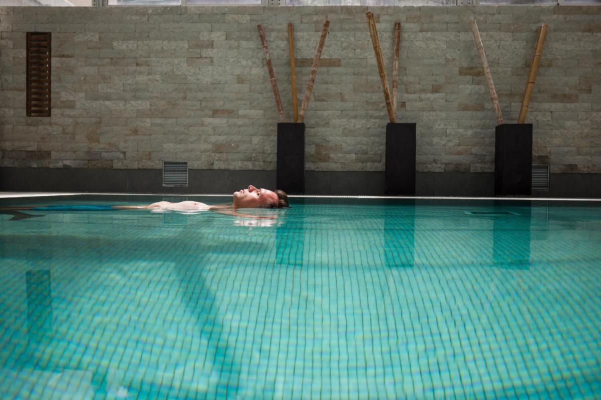 Piscina en o cerca de OCEANO Health Spa Hotel