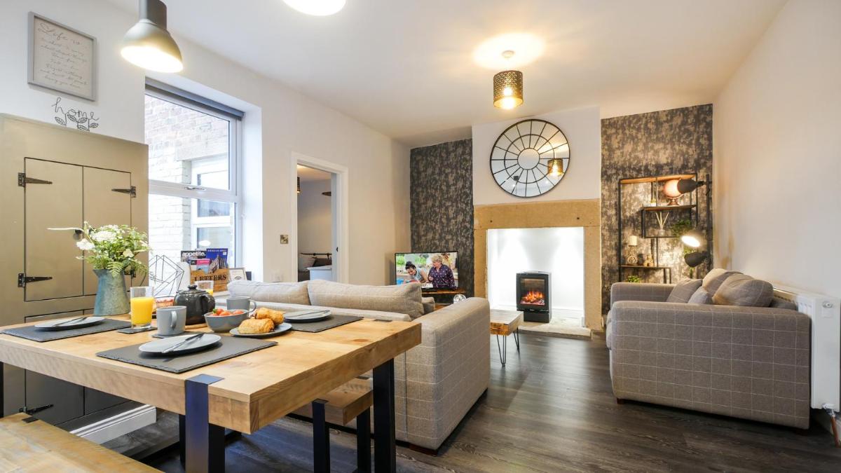 The Hadrian Apartment - Housity