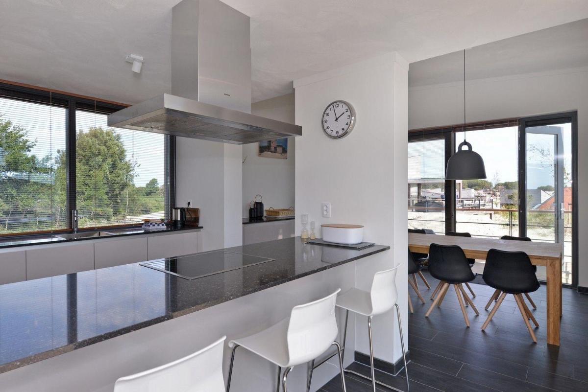 Oasis Punt-West Hotel & Beach Resort - Housity