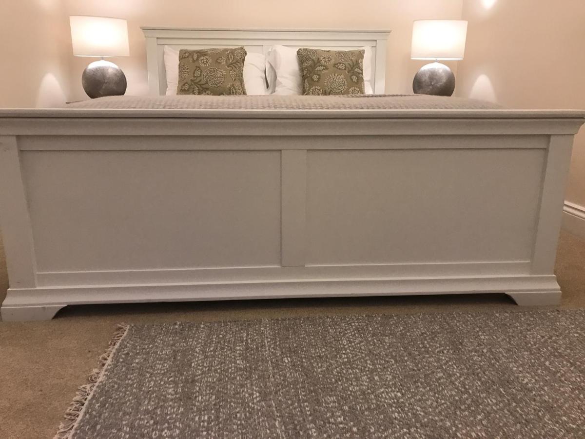 Stracey Road Apartment - Housity