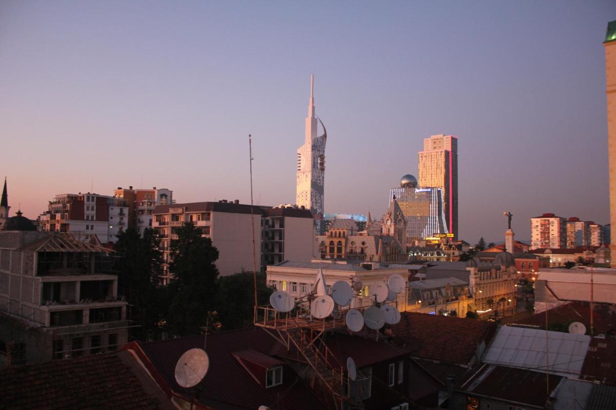 MELINI Boutique Hotel - Housity
