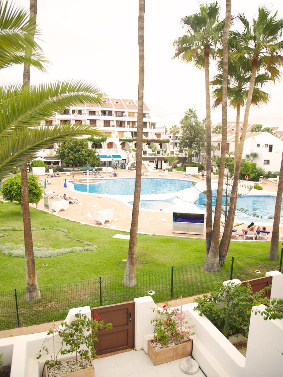 2 min Walk to Beach - Private Solarium Bungalow - Housity