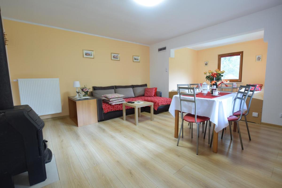 Domek Anielski - Housity