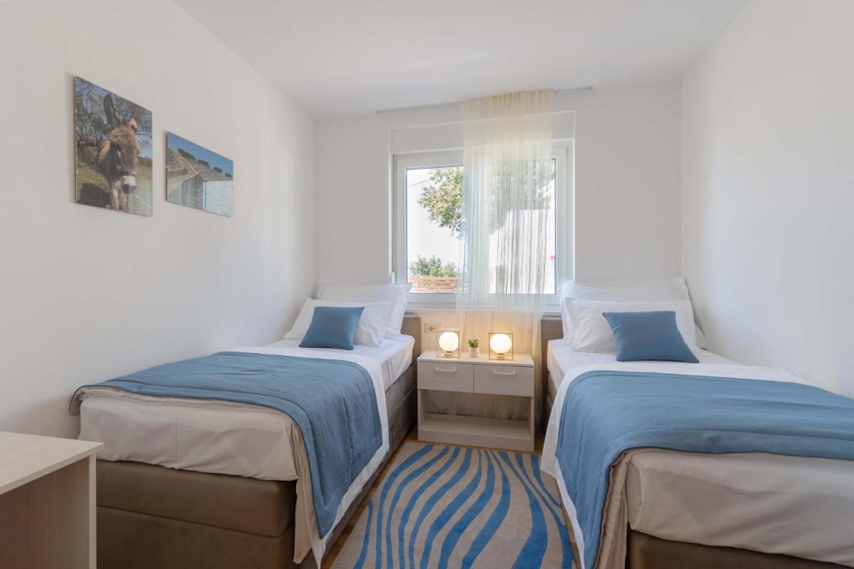 Apartment House Ivan John - Housity